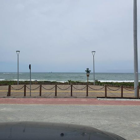 Apto Solar Da Praia Picarras Ngoại thất bức ảnh