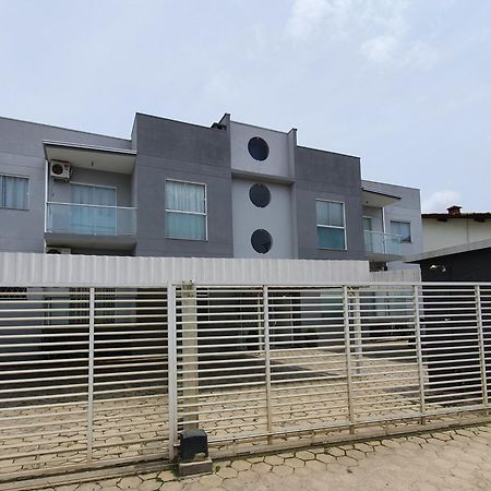 Apto Solar Da Praia Picarras Ngoại thất bức ảnh