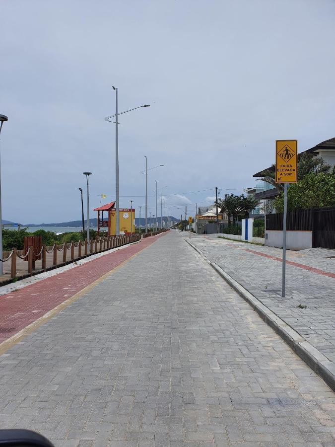 Apto Solar Da Praia Picarras Ngoại thất bức ảnh